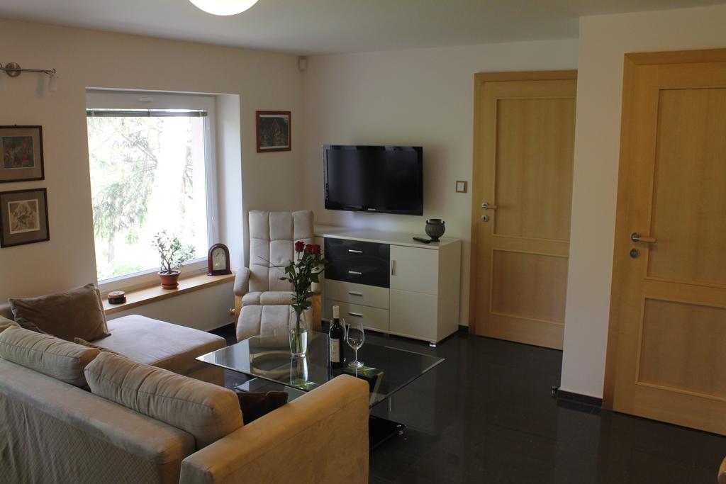 Apartment Dejvice Prag Eksteriør billede